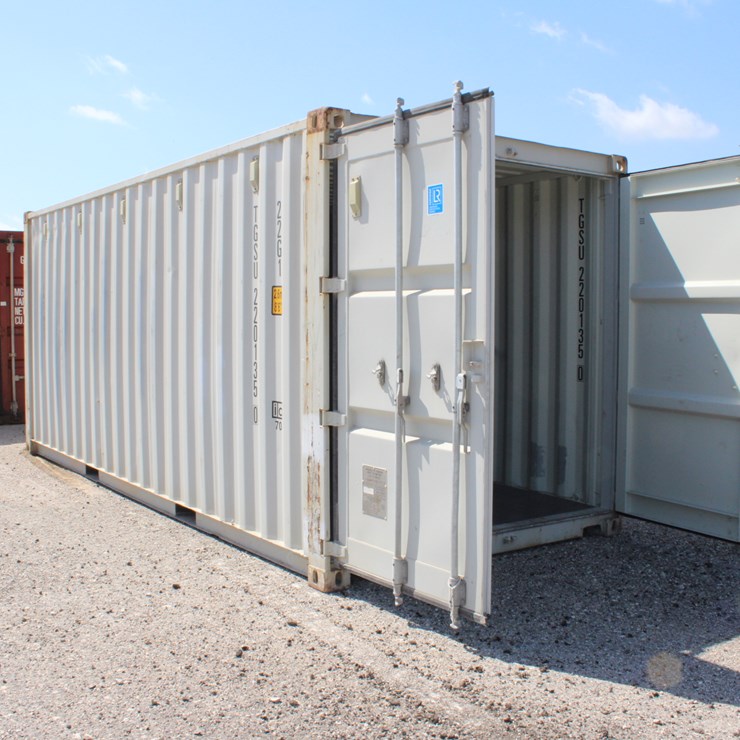 #1050 • 20' Container