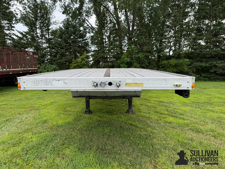 2015-reitnouer-t/a-spread-axle-flatbed-trailer-image-2