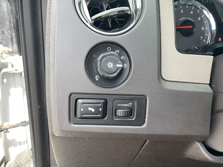 2010-ford-f150-image-45