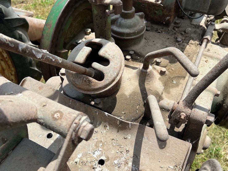 john-deere-b-image-44