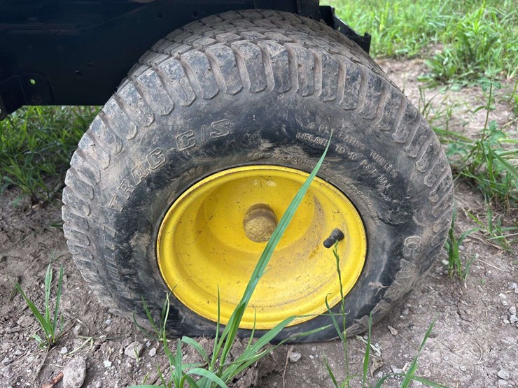 john-deere-x300-image-64