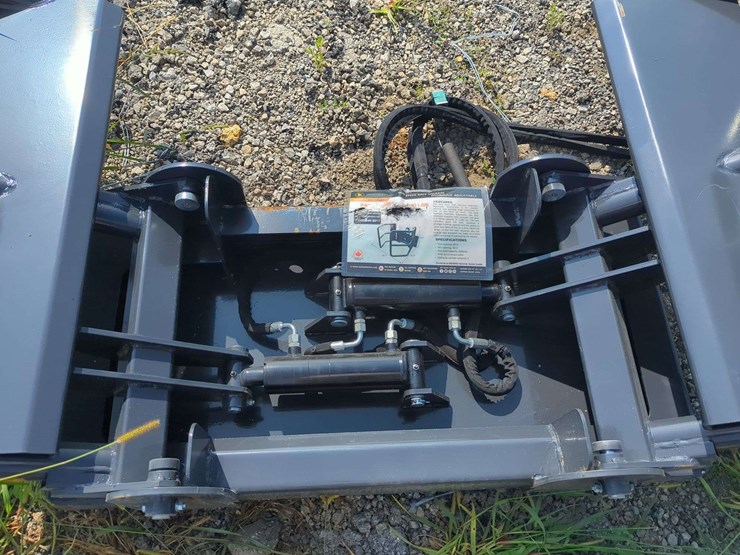 wolverine---74"-skid-steer-squeeze-hydraulic-adjustable---bsh-12-75d-image-2