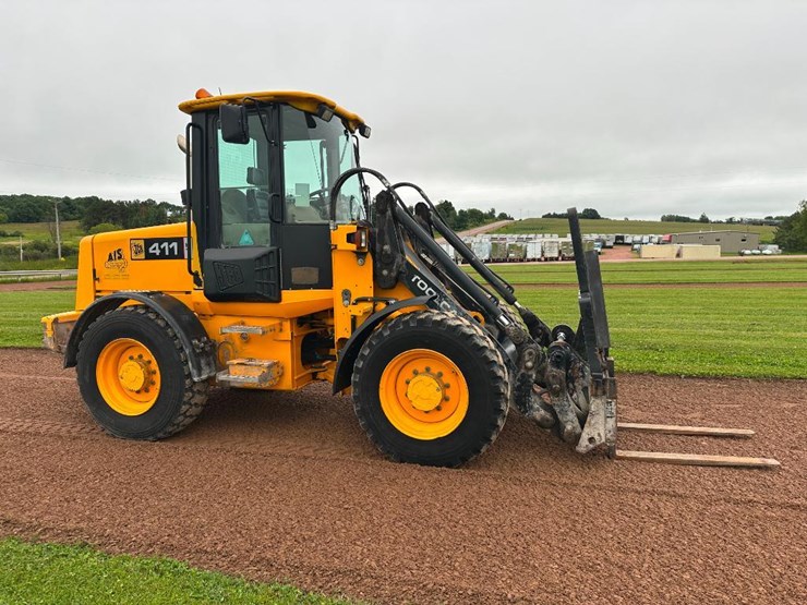2002-jcb-411ht-image-2