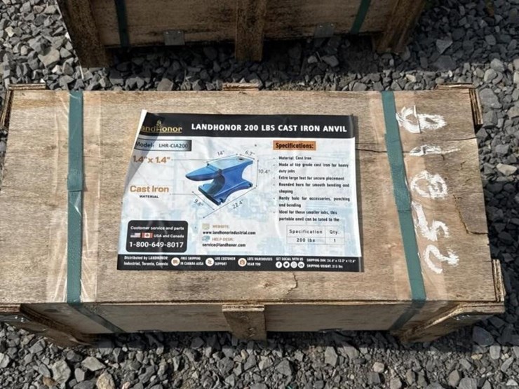 land-honor-cast-iron-anvil-image-1