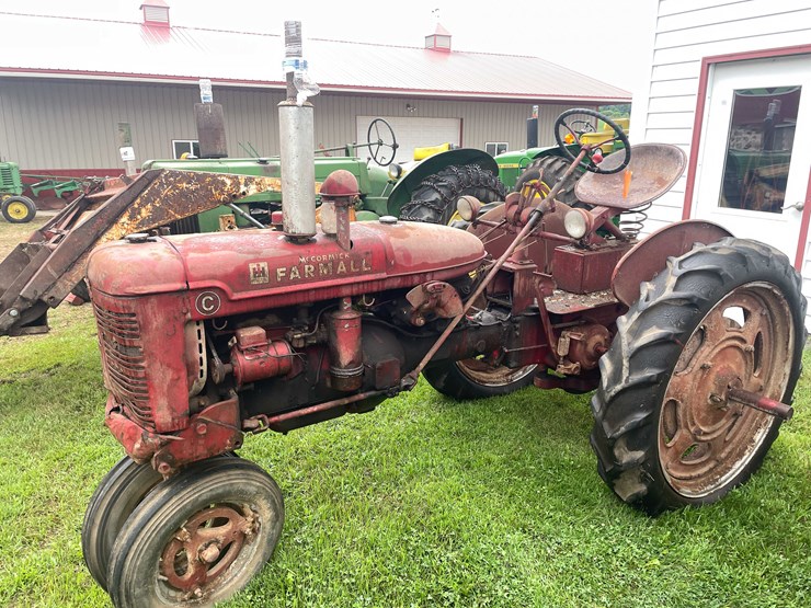 #6671-•-1946-ih-farmall-tractor-image-1