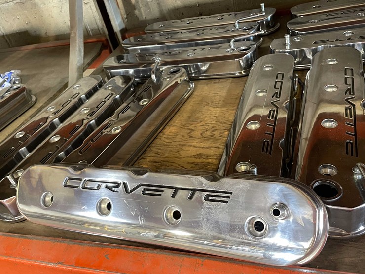 #2127-•-gm-ls-valve-covers-(pr6)-image-3