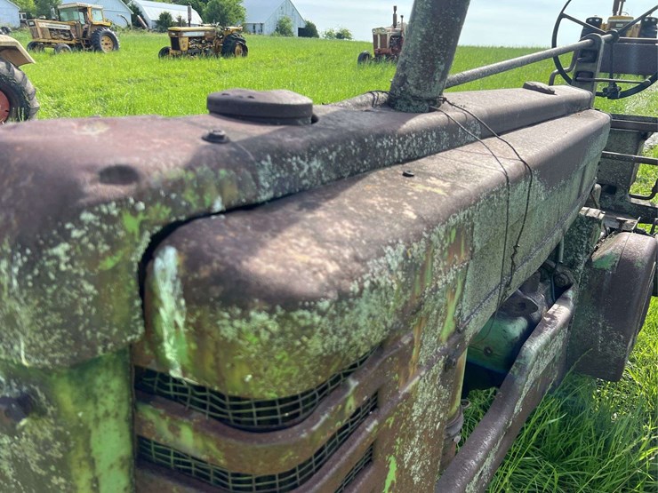 john-deere-model-b-image-13