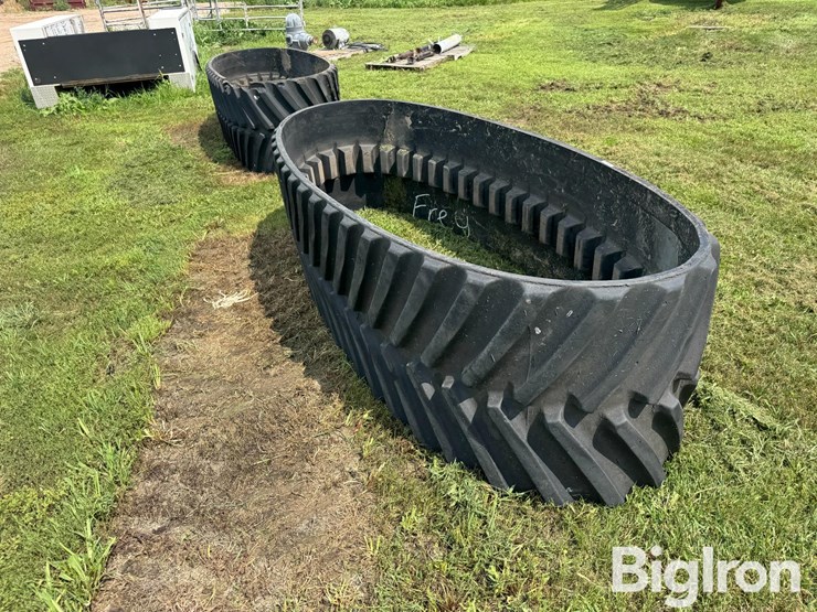 goodyear-30"-quad-track-track-image-5
