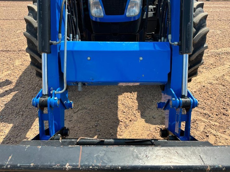 2016-new-holland-t4.120-image-36