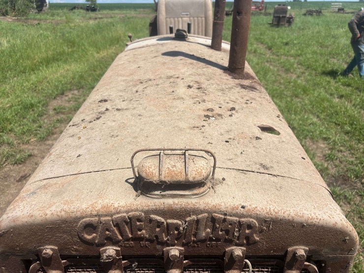 caterpillar-twenty-crawler-image-15