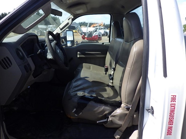 2008-ford-f450-image-16