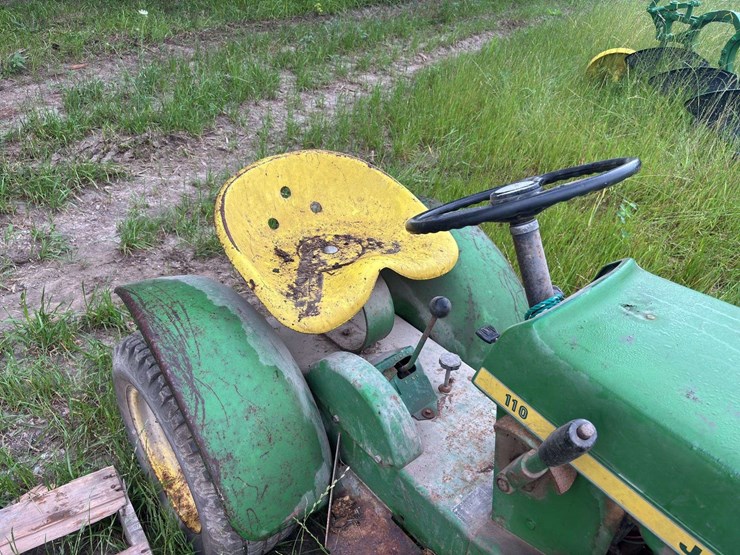 john-deere-110-image-47