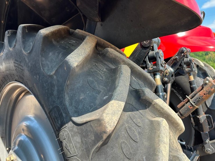 2015-case-ih-magnum-315-image-7