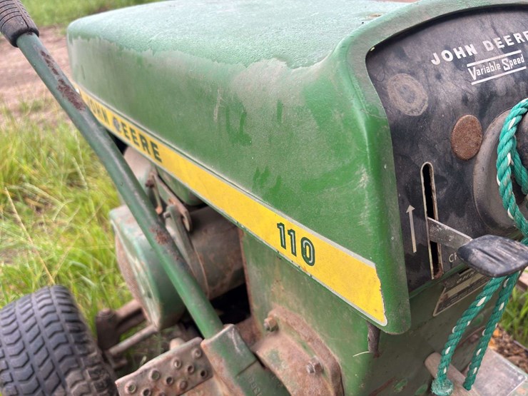 john-deere-110-image-18