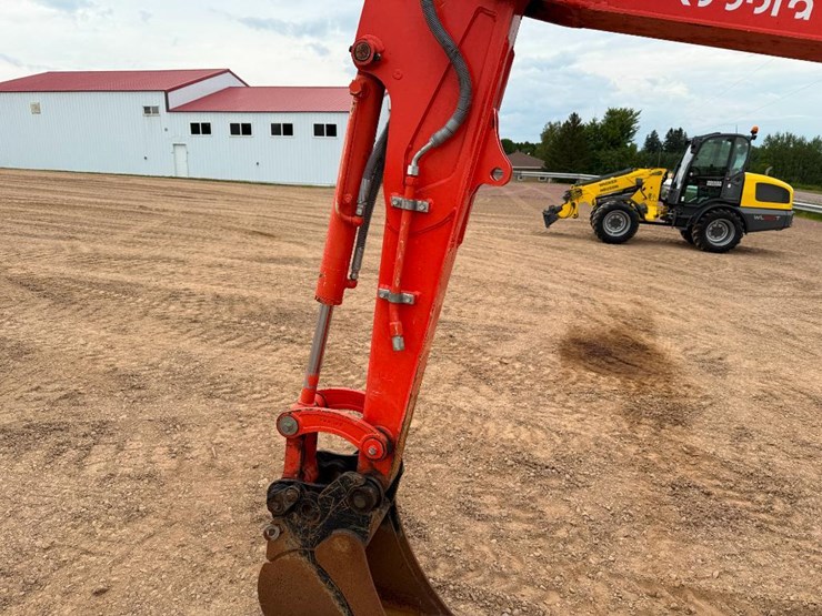 2021-kubota-kx71-3-image-39