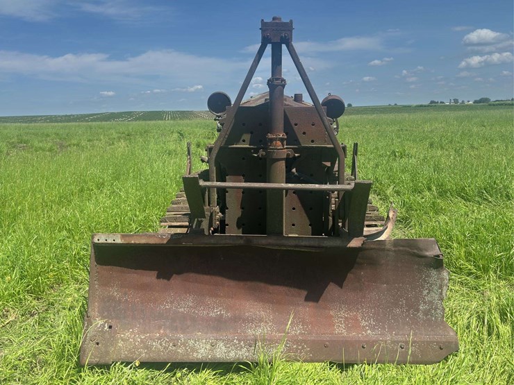 cletrac-crawler-image-8