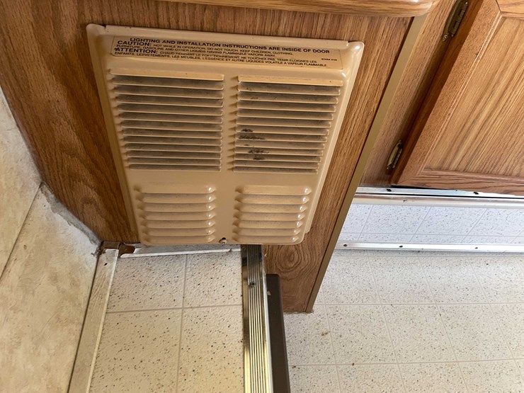 #1357-•-1999-camplite-pop-up-camper-(no-title)-(of)-image-33