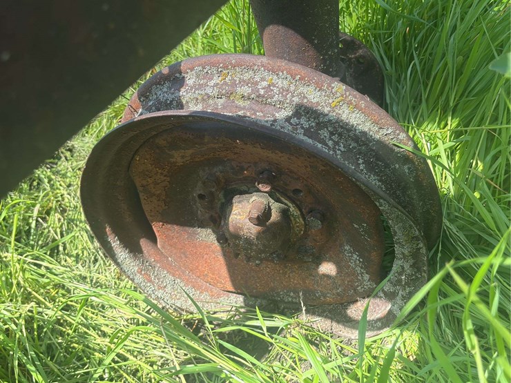 john-deere-model-b-image-11