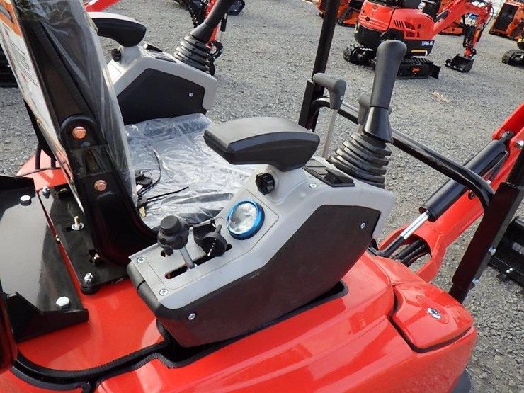 2025-tpm-tpm-16-hydraulic-excavator-image-14