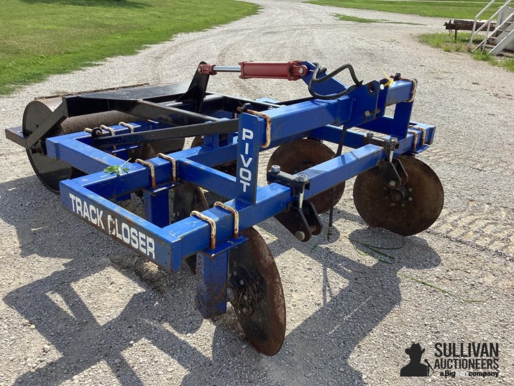 pivot-5'-3-pt-track-closer-image-3