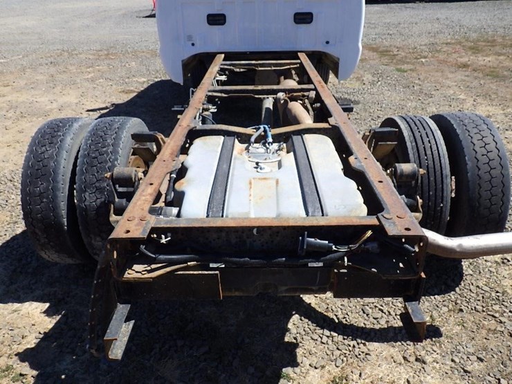 2004-ford-f550-image-7