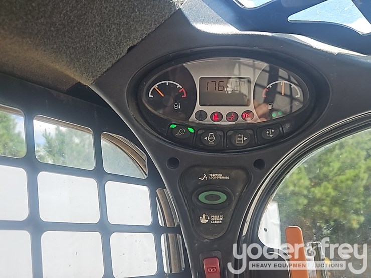 2023-bobcat-t870-image-32