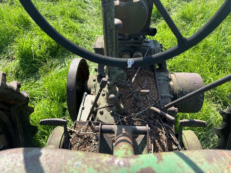 john-deere-model-b-image-34