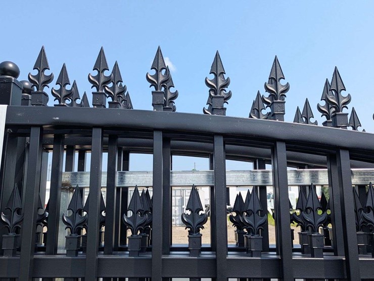 (1)-set---kj-heavy-duty-7-ft-(h)-x-20-ft-(l)-metal-farm-driveway-gate---deer-in-woods-image-4