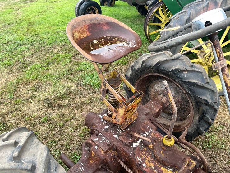 #6678-•-case-parts-tractor-image-22