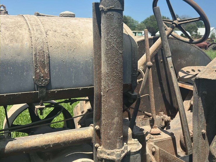 mccormick-deering-10-20-image-50