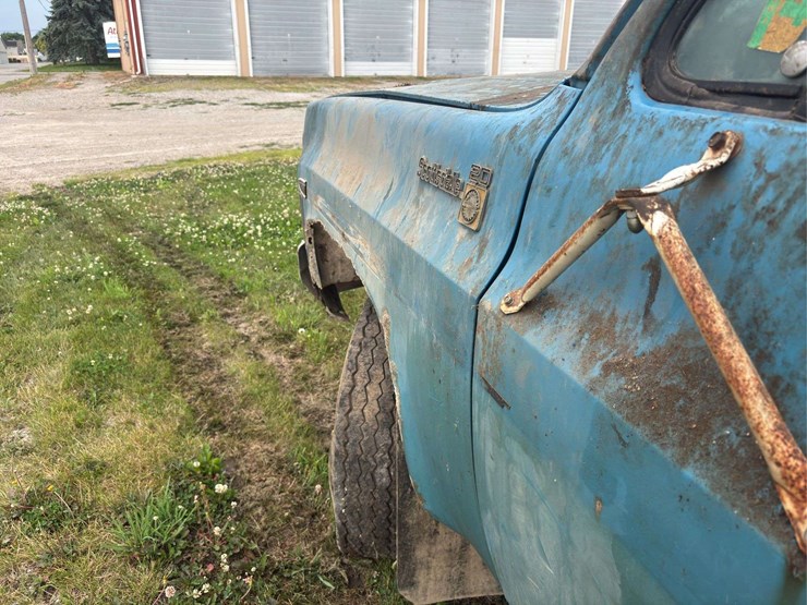 chevrolet-scottsdale-3/4-ton-4wd-image-13