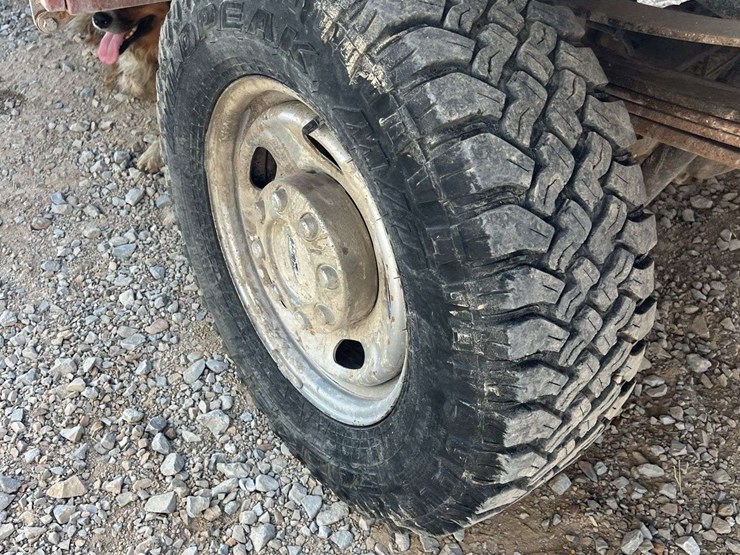 2010-ford-f350-image-23