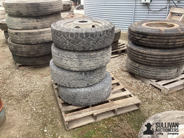 245/75r17-tires-&-rims-image-8