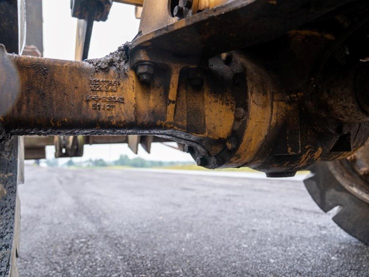1996-deere-344g-image-12