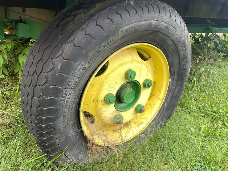 #6691-•-14'-hay-wagon-trailer-image-4