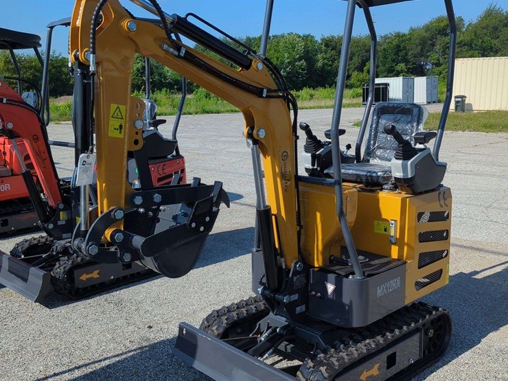 cfg-industrial-mini-excavator---mx12rx---(2025)-image-1