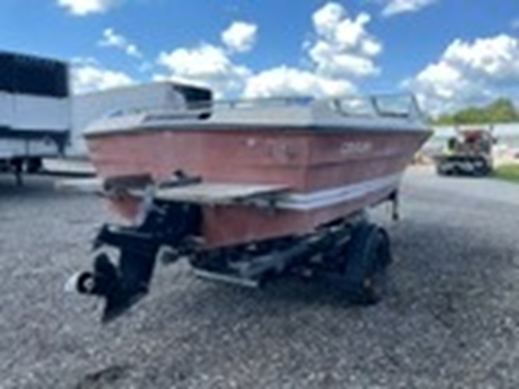 #6340-•-century-22'-boat-(no-title)-image-2