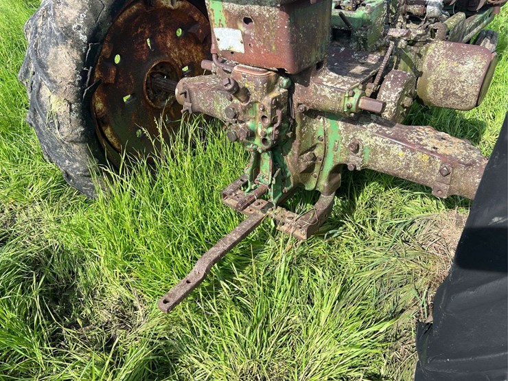john-deere-model-b-image-37
