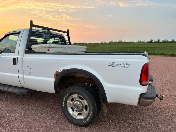 2006-ford-f250-xl-image-26