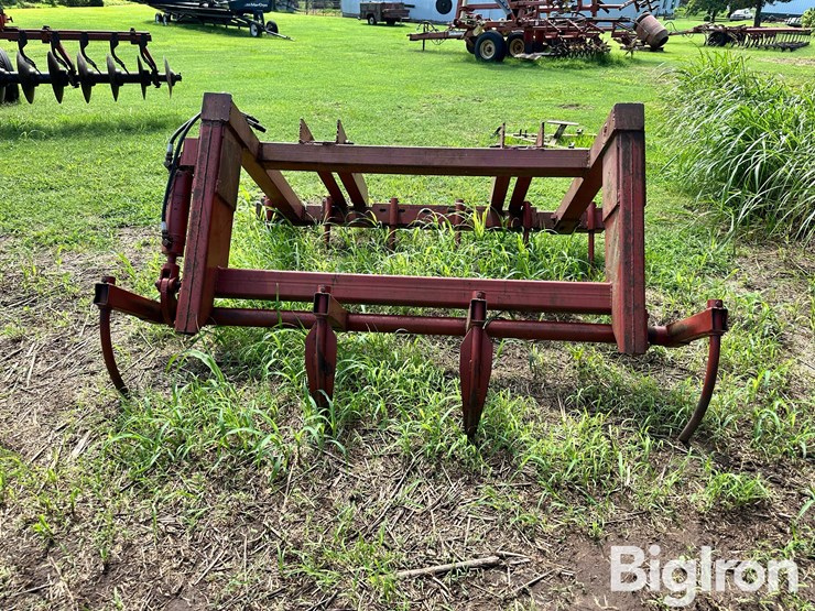 large-square-bale-stacker-image-6