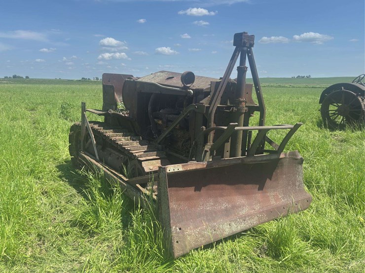 cletrac-crawler-image-7