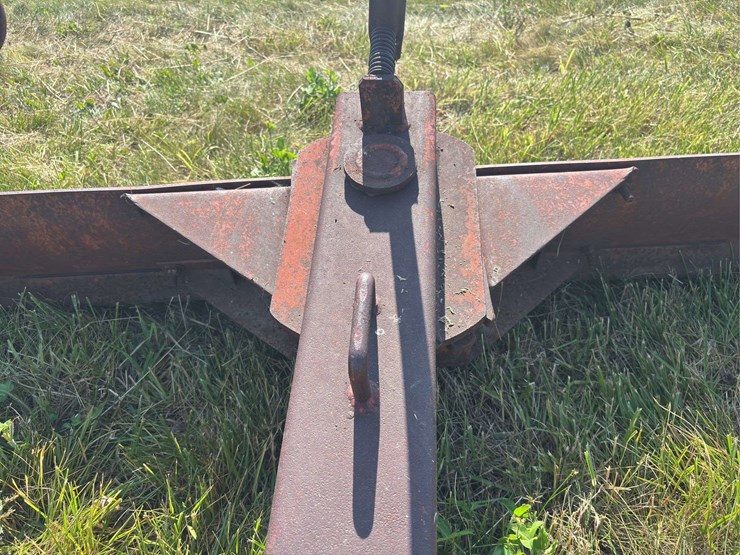 8’-three-point-blade-image-10
