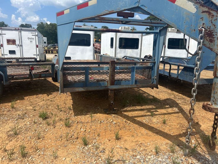 2012-80"-x-20'-t/a-gooseneck-trailer-image-8