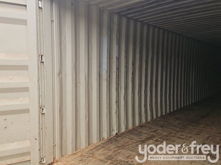 40'-container-single-walk-door,-2-side-doors-image-11