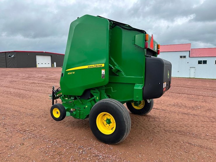 2023-john-deere-450m-image-6