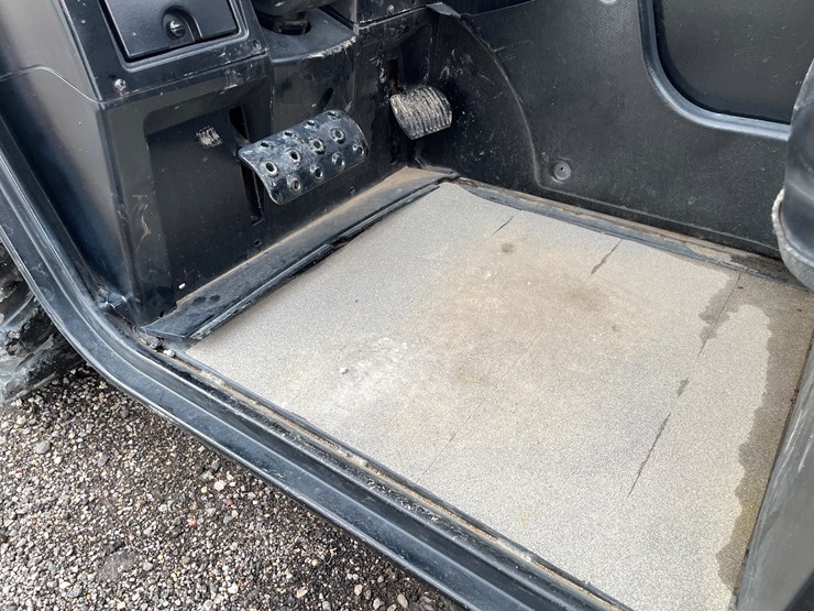 #6274-•-2014-genie-5519-5,500lbs-mini-telehandler-image-27