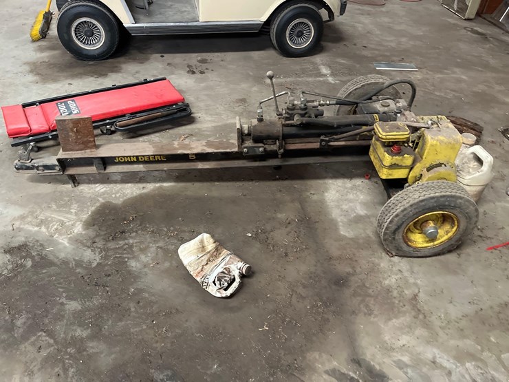 john-deere-wood-splitter-image-1