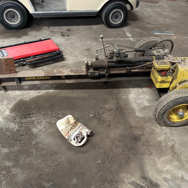 John Deere Wood Splitter