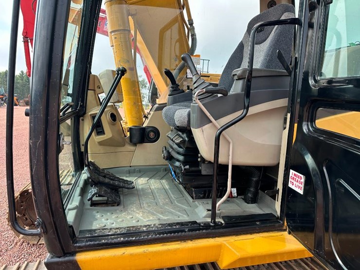 2003-caterpillar-312cl-image-47