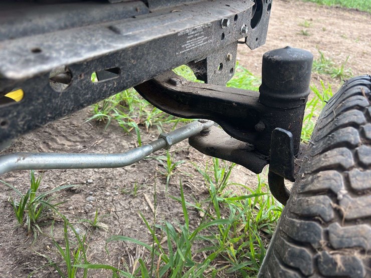 john-deere-x300-image-41